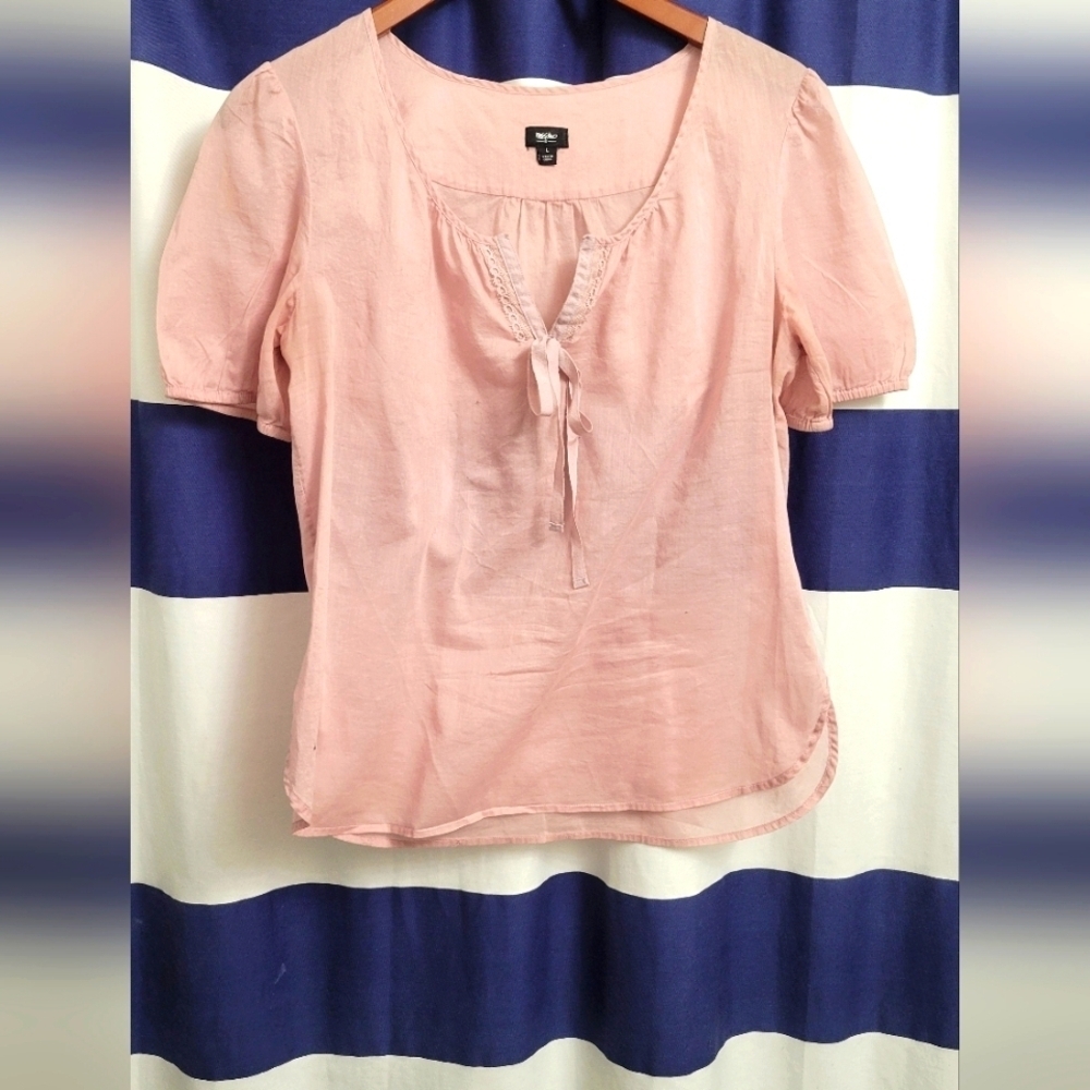 Blush Pink Short-Sleeve Lightweight Blouse with Tie-Front | Size Large